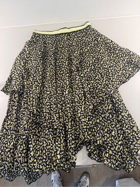Alice + Olivia Black, Yellow & White Geometric Skater Skirt